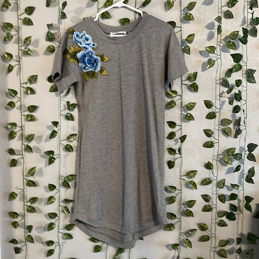 Gray Knit Dress with Embroidered Flowers, Size Small
